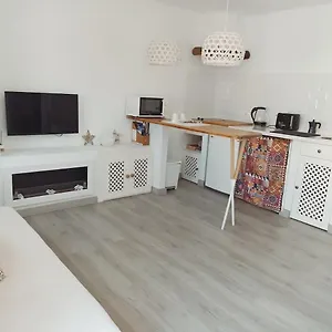 https://el-rinconcito-de-rocio-casa-andalusi-malaga.1costadelsol.com